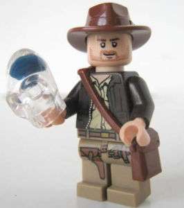 LEGO Indiana Jones Minifig w/ Crystal Skull *New*  