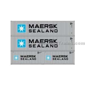   HO Scale Ready to Roll 20 & 40 Containers   Maersk Toys & Games