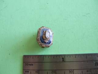 COLLECTIBLE VINTAGE 1930s SF JUNIOR HIGH SCHOOL PIN 1/20 GF GOLD 