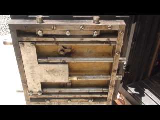 Ton Antique Vintage Classic Vault Safe Steel Works  