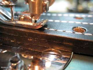 TOYOTA Industrial Strength HEAVY DUTY Sewing Machine  