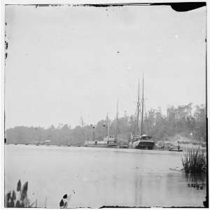   , Virginia. Boats and pontoon bridge on York River