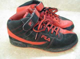 FILA HI TOP SHOES Black & Red DIVIDED COLORS Boys 6  